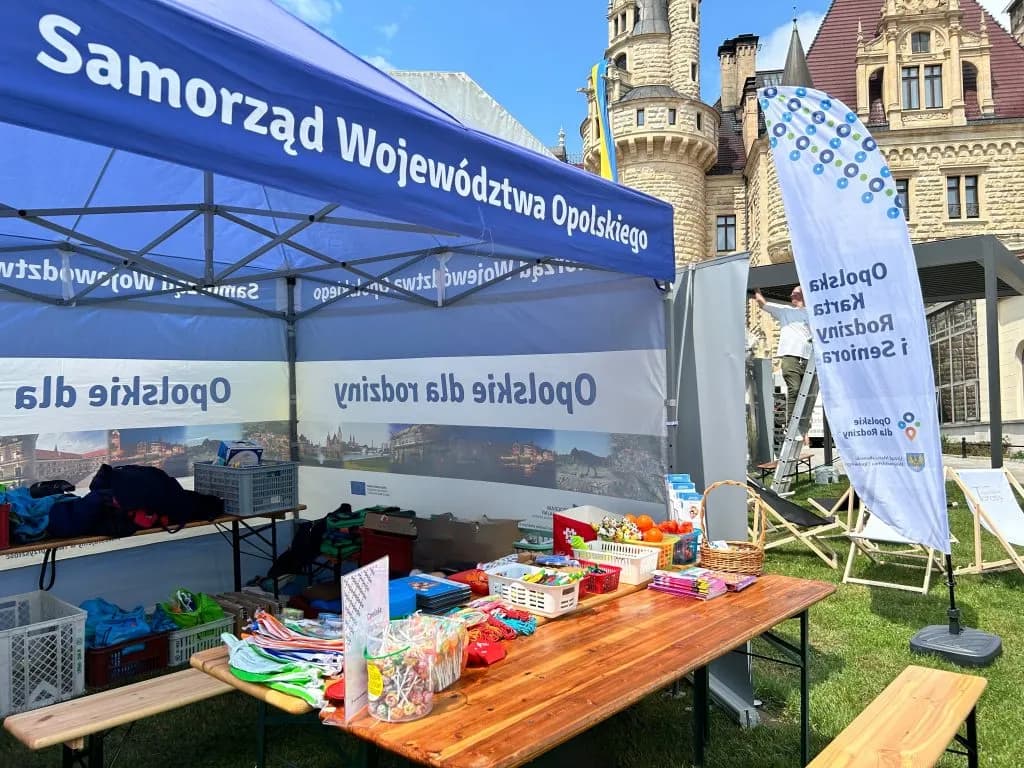 Gdzie znaleźć zniżki z opolskiej karty rodziny i seniora w Opolu Gdzie znaleźć zniżki z opolskiej karty rodziny i seniora w Opolu