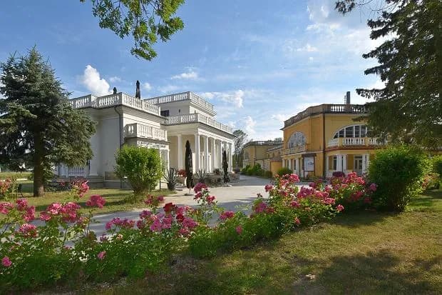 Rodzaje zabiegów w uzdrowisku Solec-Zdrój sanatorium Świt, które leczą Rodzaje zabiegów w uzdrowisku Solec-Zdrój sanatorium Świt, które leczą