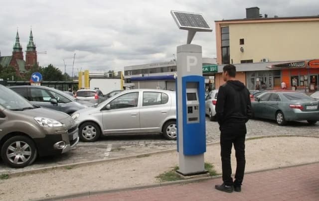 Parking w sanatorium Gryf Połczyn-Zdrój: Bezpieczne i tanie opcje Parking w sanatorium Gryf Połczyn-Zdrój: Bezpieczne i tanie opcje