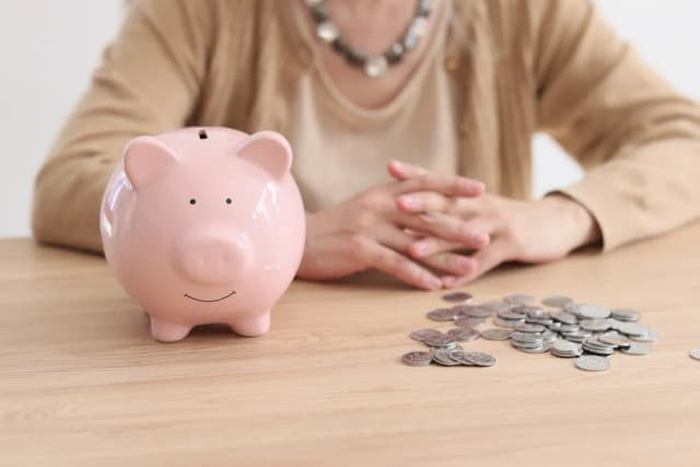 Senior od jakiego wieku – poznaj ważne informacje i ulgi dla seniorów Senior od jakiego wieku – poznaj ważne informacje i ulgi dla seniorów