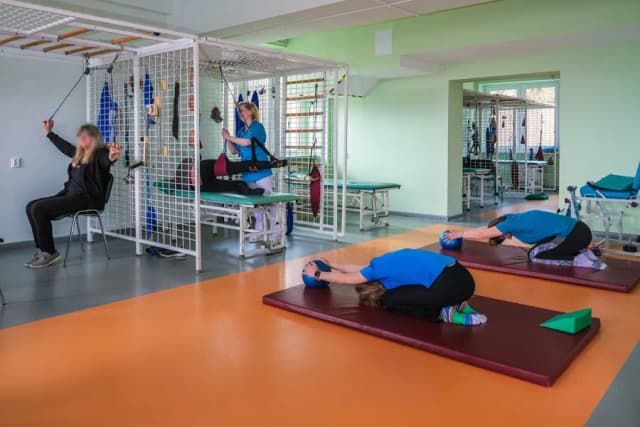 Iwonicz Zdrój sanatorium KRUS – rehabilitacja dla rolników i emerytów Iwonicz Zdrój sanatorium KRUS – rehabilitacja dla rolników i emerytów