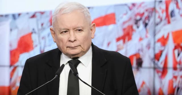 Ile wynosi emerytura Kaczyńskiego? Zaskakująca kwota dla Polaków Ile wynosi emerytura Kaczyńskiego? Zaskakująca kwota dla Polaków