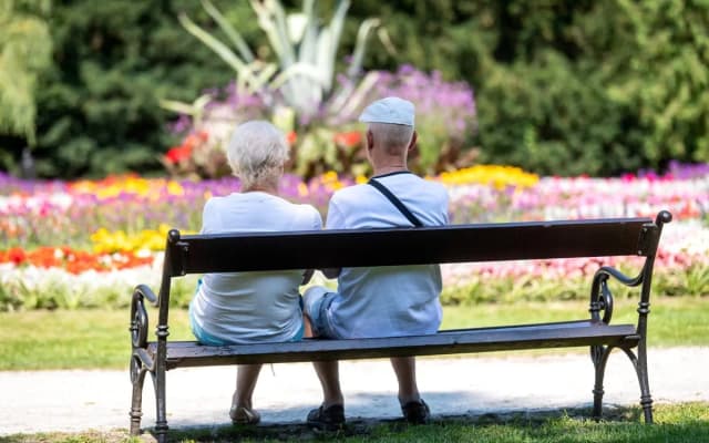 Kto może jechać do sanatorium z ZUS? Sprawdź, czy się kwalifikujesz Kto może jechać do sanatorium z ZUS? Sprawdź, czy się kwalifikujesz